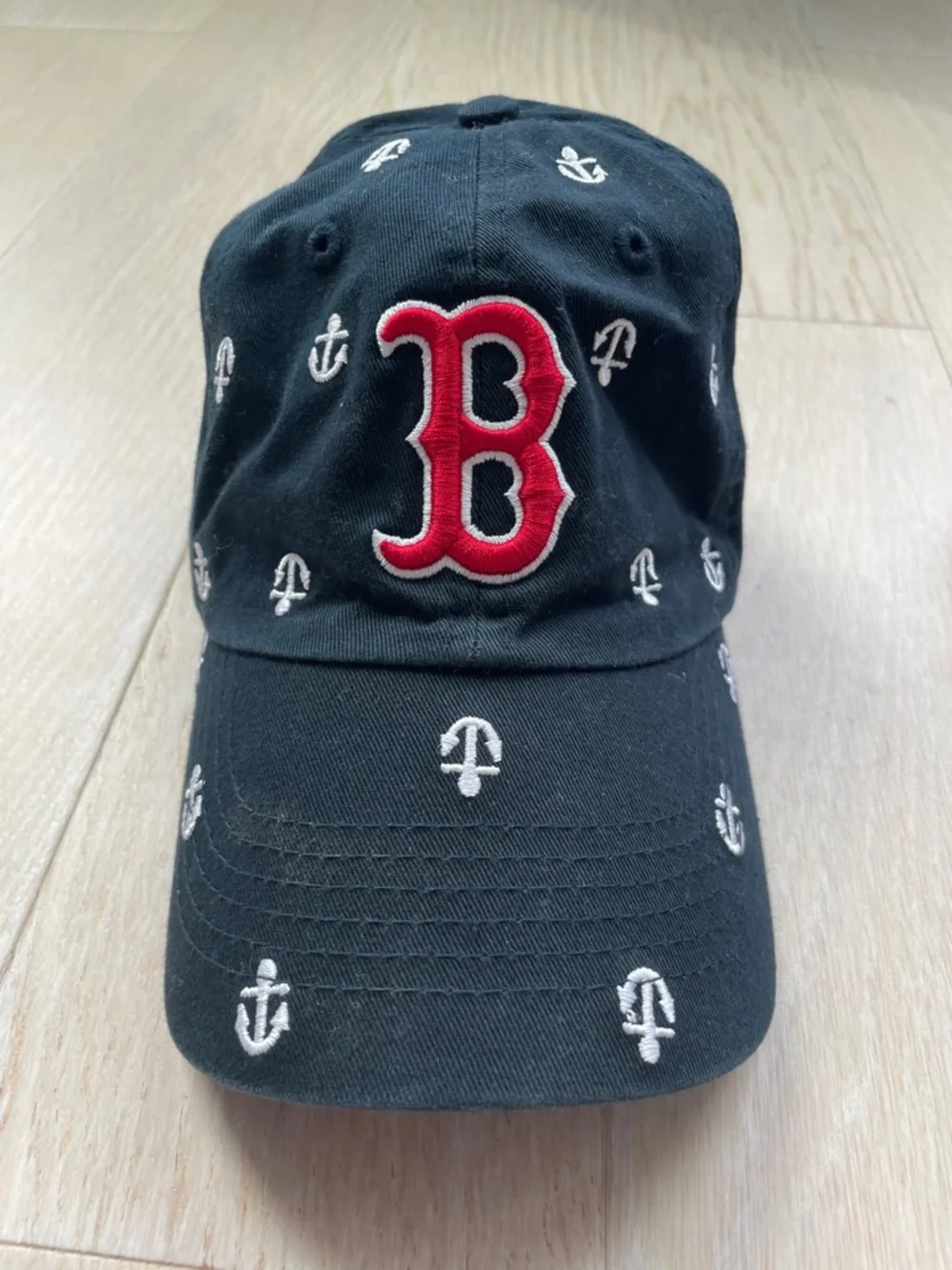 Boston Red Sox Baseball Cap with Anchor Embroidery - Picture 1 of 3
